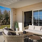 Villa Beautiful Legro With Pool In Visnjan